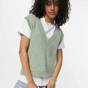 Collusion fluffy ribbed v neck vest tank in sage green